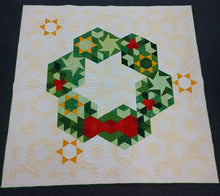 Load image into Gallery viewer, The Wreath Quilt
